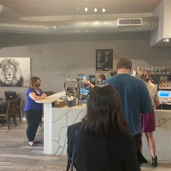 Lamppost Coffee - In line - Coffee & Tea Near Me - Georgetown, Texas