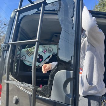 Castle Auto Glass - This is what I brought in to Castle Auto Glass - Auto Glass Services Near Me - Pflugerville, Texas