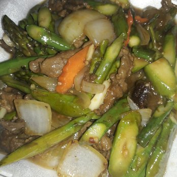 Wei Wei BBQ 'N Noodle House - Beef Asparagus - Chinese Near Me - Wailuku, Hawaii Wei Wei BBQ 'N Noodle House - Beef Asparagus - Chinese Near Me - Wailuku, Hawaii