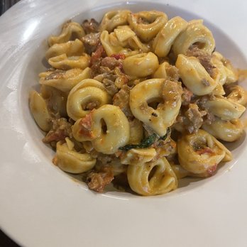 Salute - Rose Tort - Italian Near Me - Rocky Hill, Connecticut Salute - Rose Tort - Italian Near Me - Rocky Hill, Connecticut