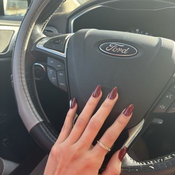 Nails By Aloha - La Crescenta - Nail Salons Near Me - La Crescenta, California