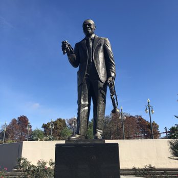 Louis Armstrong Park - Louis Armstrong sculpture - Parks Near Me - New Orleans, Louisiana Louis Armstrong Park - Louis Armstrong sculpture - Parks Near Me - New Orleans, Louisiana