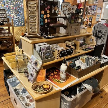 Daniel Boone Coffee Shop - Coffee & Tea Near Me - Slade, Kentucky
