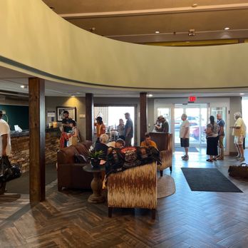 Best Western Downtown Casper Hotel - One person working front desk. Unreal. - Hotels Near Me - Casper, Wyoming