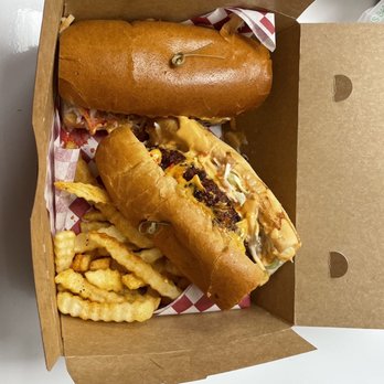 Cluckin Bun - Mother Clucker - Chicken Shop Near Me - Cathedral City, California