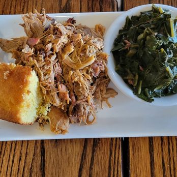 Mookie's BBQ - Pulled pork platter with macaroni and cheese, collard greens and corn bread - Barbeque Near Me - Great Falls, Virginia