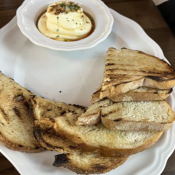 Giuliettas - Whipped Ricotta bread service - Italian Near Me - Lawrenceburg, Indiana