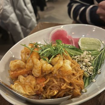Chalong - Mee pum riang - Thai Near Me - New York, New York