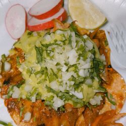 Angel’s Tijuana Tacos - Al pastor taco w guac