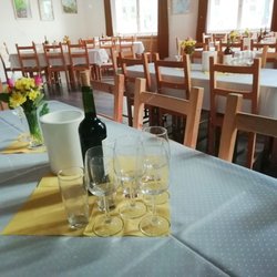 Zunftwirtschaft - Feste feiern im Saal der Zunftwirtschaft...
