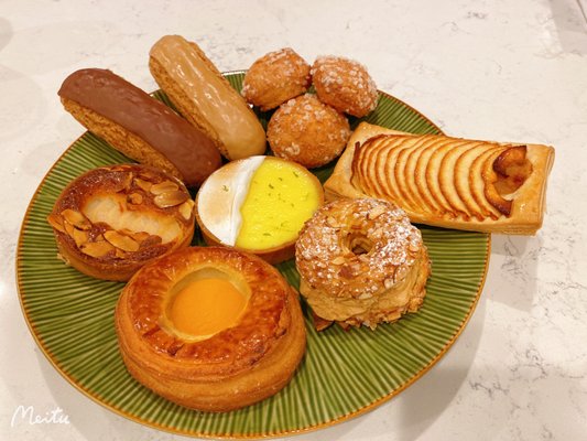 Colette Bakery by null