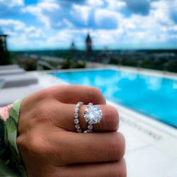 Diamond Jewelers - 5 Carat Diamond Ring