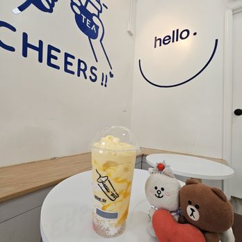 Fortune Tea - Mango Sago with Grapefruit... yummy! - Juice Bars & Smoothies Near Me - Honolulu, Hawaii