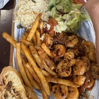 Mariscos El Kora Restaurant - Platillo de camarón al ajillo - Mexican Near Me - Chicago, Illinois Mariscos El Kora Restaurant - Platillo de camarón al ajillo - Mexican Near Me - Chicago, Illinois