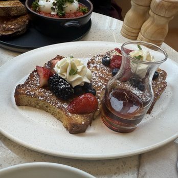 In Common NYC - French toast - Cafes Near Me - New York, New York In Common NYC - French toast - Cafes Near Me - New York, New York