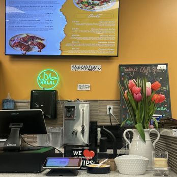 Naans & Curries - Inside - Indian Near Me - Milpitas, California Naans & Curries - Inside - Indian Near Me - Milpitas, California