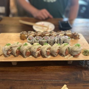 Maki sushi - Top to Bottom: Mexican Salmon Roll / Yellowtail Jalapeno / Boulevard Roll - Sushi Bars Near Me - Hasbrouck Heights, New Jersey Maki sushi - Top to Bottom: Mexican Salmon Roll / Yellowtail Jalapeno / Boulevard Roll - Sushi Bars Near Me - Hasbrouck Heights, New Jersey