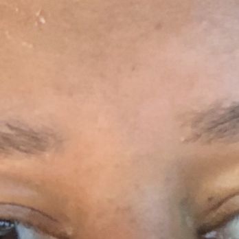 Queen Eyebrows Threading - What...the...fuck!? Uneven eyebrows! Awful! I didn't get her name. But Labor Day 2020 @ 10:00 AM new girl was awful. - Threading Services Near Me - Austin, Texas