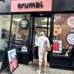 Exterior photo of Crumbl - West Village - New York, New York Exterior photo of Crumbl - West Village - New York, New York