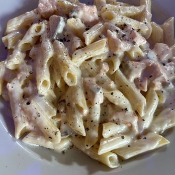 Isabella Cafe - Gluten free pasta and salmon - Italian Near Me - Tinley Park, Illinois