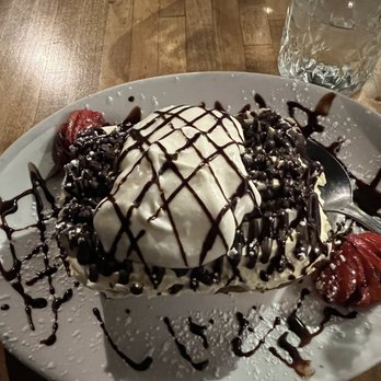 Hideaway House - Tiramisu - Pizza Near Me - Sedona, Arizona Hideaway House - Tiramisu - Pizza Near Me - Sedona, Arizona