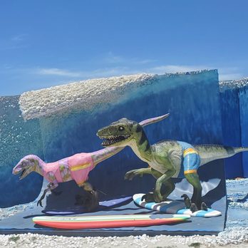 Cabazon Dinosaurs - Museums Near Me - Cabazon, California