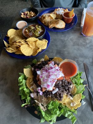Calypso Cafe | 100 Oaks / Berry Hill by null