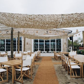Barlume Beach - Patio - Mediterranean Near Me - Montauk, New York Barlume Beach - Patio - Mediterranean Near Me - Montauk, New York
