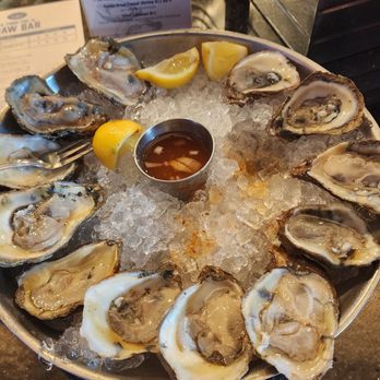 Saltine - fresh shucked Happy Hour oysters - Seafood Near Me - Norfolk, Virginia Saltine - fresh shucked Happy Hour oysters - Seafood Near Me - Norfolk, Virginia