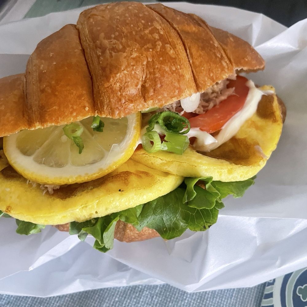 Tuna & Egg - Small Tuna & Egg - Small