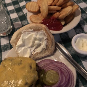 J.G. Melon - Their delicious cheeseburger and cottage fries - American Near Me - New York, New York