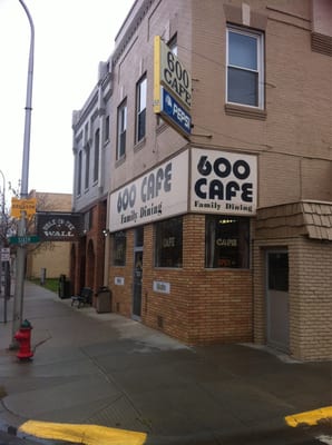600 Cafe by null