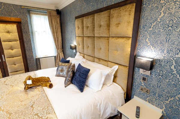 The Cranleigh Boutique by null