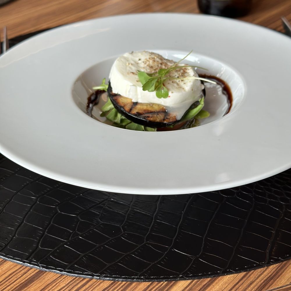 La Ricotta - Eggplant and mozzarella appetizer. - Italian Near Me - Porto, 13