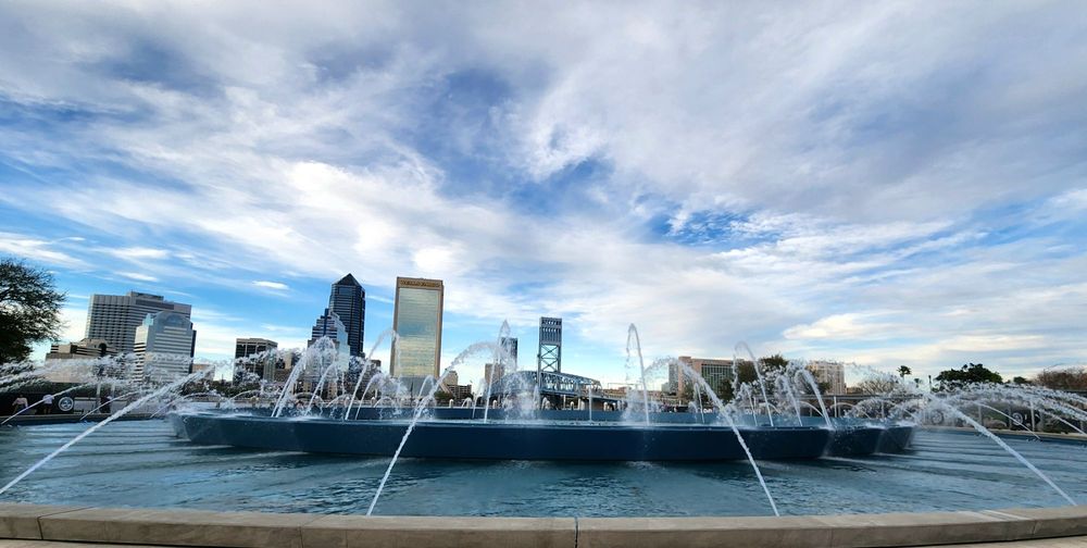 Friendship Fountain Image