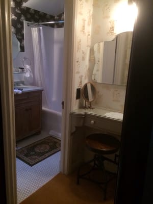 Maison Twenty Seven by null