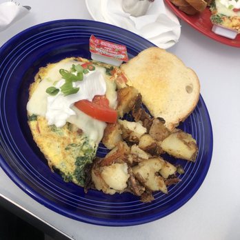 Cafe 222 - Breakfast & Brunch Near Me - San Diego, California