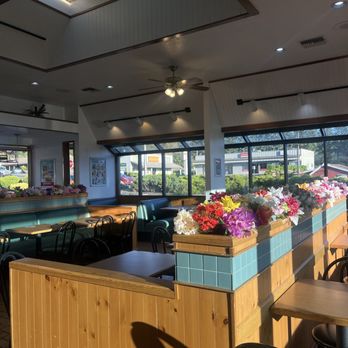Dairy Queen Grill & Chill - Lobby - Fast Food Near Me - Damascus, Oregon Dairy Queen Grill & Chill - Lobby - Fast Food Near Me - Damascus, Oregon