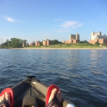 Calvert Vaux Park - Perfect launch point for kayaking on the creek. - Parks Near Me - Gravesend, New York