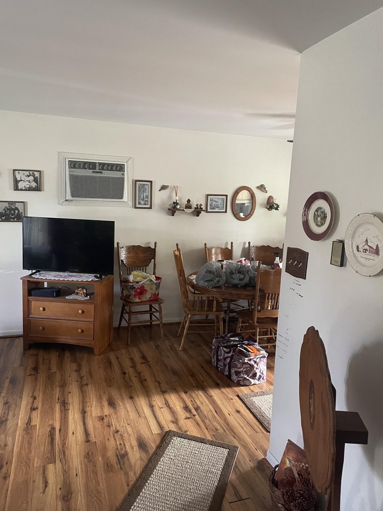 MAIDS IN MOTION Updated August 2024 16 Photos Middletown