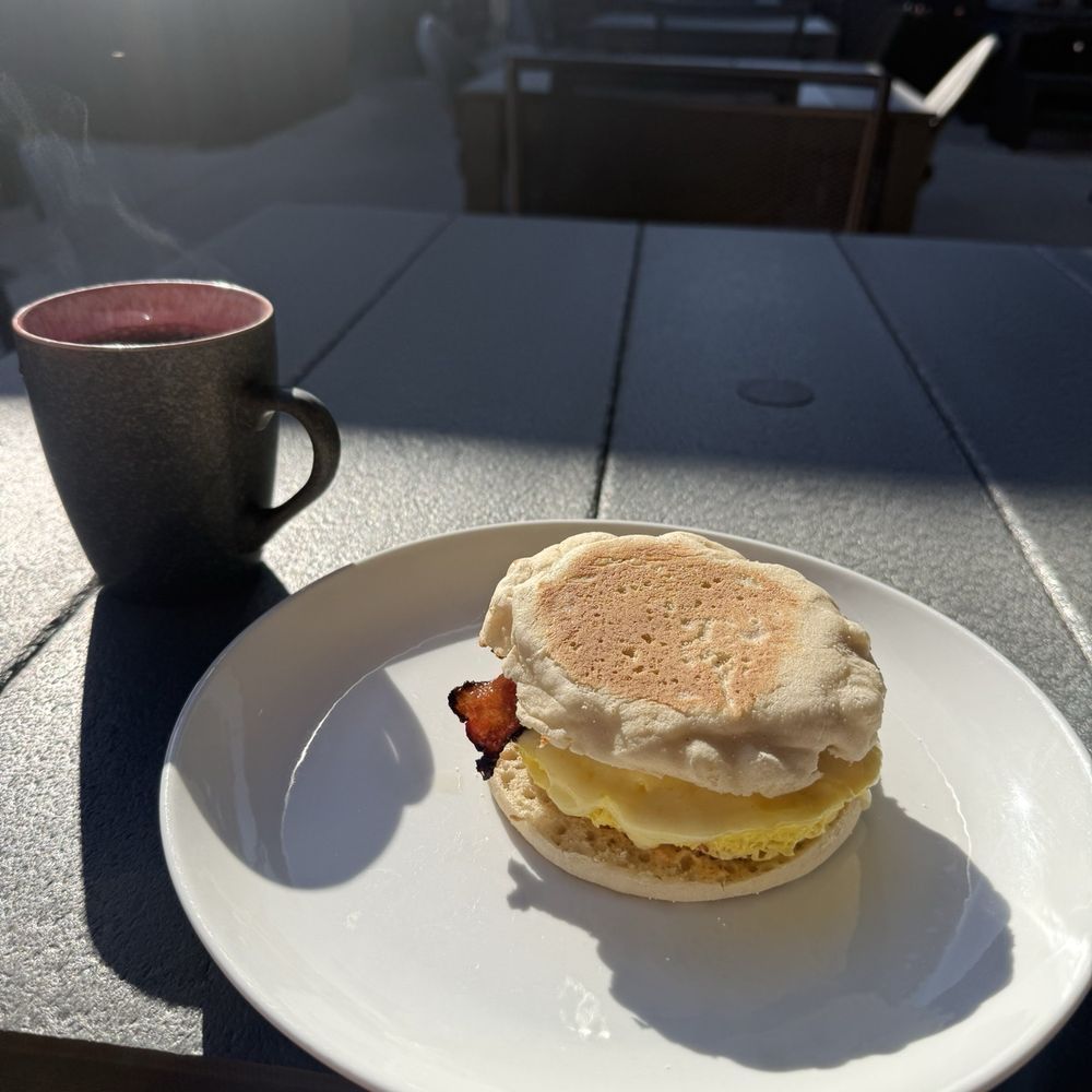 MoJo's Local Tap & Kitchen - Bacon Breakfast Sandwich - Beer Bar Near Me - Sacramento, California MoJo's Local Tap & Kitchen - Bacon Breakfast Sandwich - Beer Bar Near Me - Sacramento, California