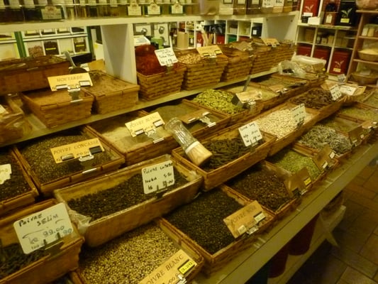 Le Comptoir Colonial by null