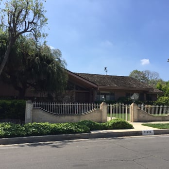 Brady Bunch House - Landmarks & Historical Buildings Near Me - Los Angeles, California
