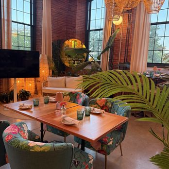 Pacifico Restaurant - Nice dining area. - Latin American Near Me - Saco, Maine