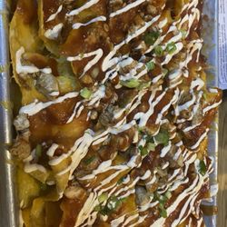 LandLubber's Raw Bar & Grill - BBQ Chicken Nachos
