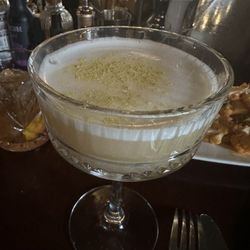 Hilltop Lodge-Cottonwood Restaurant - Donner Fog