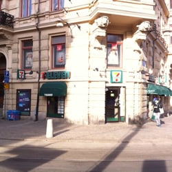 7-Eleven
