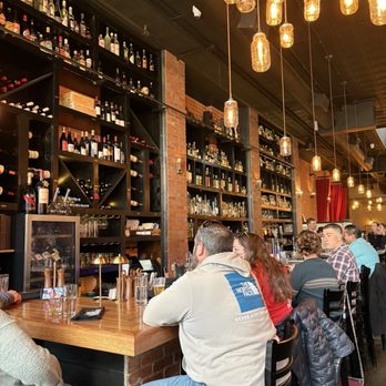 El Moro Spirits & Tavern - New American Near Me - Durango, Colorado El Moro Spirits & Tavern - New American Near Me - Durango, Colorado