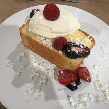 Blue Bowie Personal Chefs - Vanilla Pound Cake - Personal Chefs Near Me Blue Bowie Personal Chefs - Vanilla Pound Cake - Personal Chefs Near Me