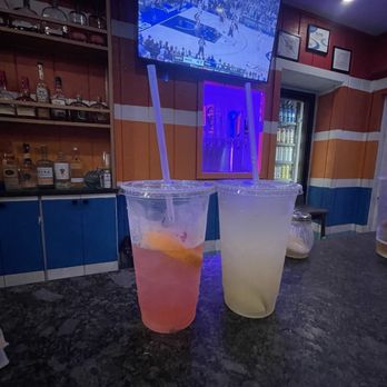 Bucettis Beach Pizza - Walk on the beach and island mule - Pizza Near Me - Fort Walton Beach, Florida
